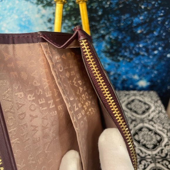 Kate Spade Cobble Hill Plum Leather Wallet NWT - Picture 6 of 11